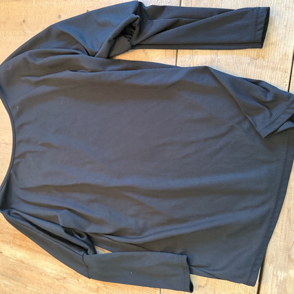 Women’s Black Long Sleeve Shirt